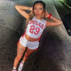 Meet your Posher, Laurel